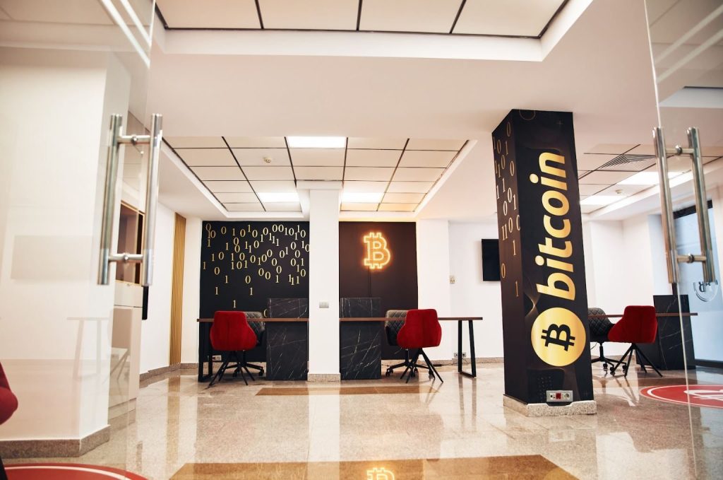 bitcoin romania, crypto